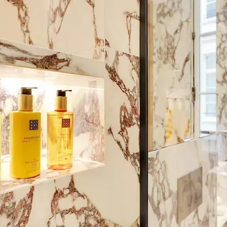 L'elixir * Παρίσι