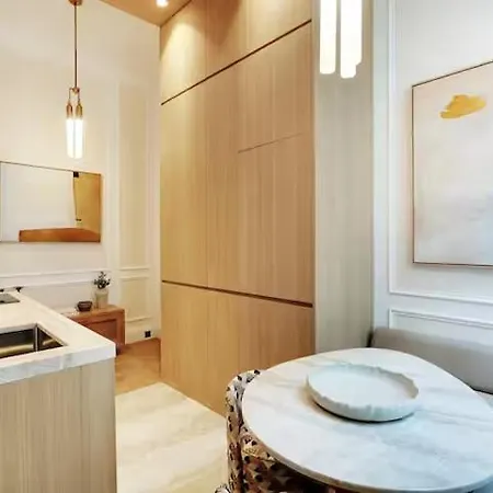 L'elixir * Παρίσι